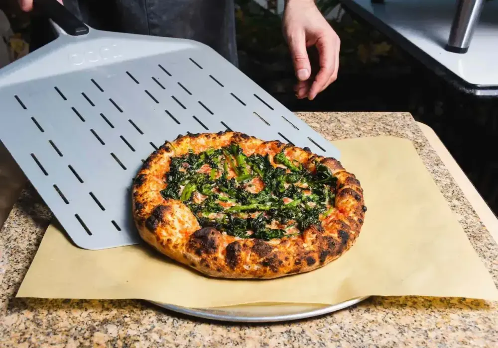 Pizza włoska w domu - prosty przepis na idealny spód i smak