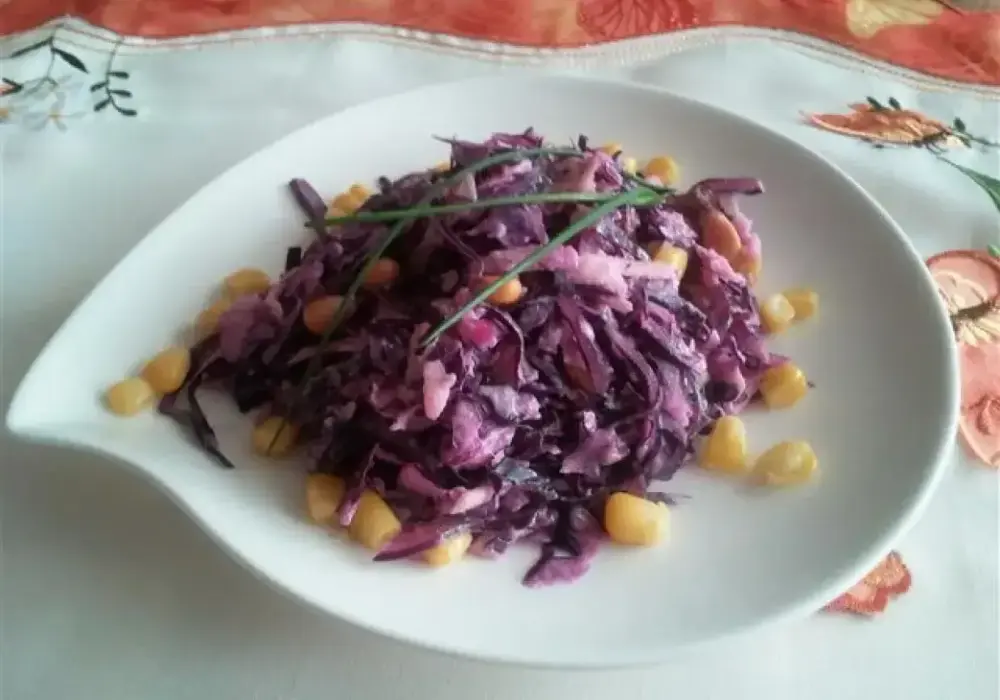 Surówka z czerwonej kapusty jak z restauracji - zrób ją sam!