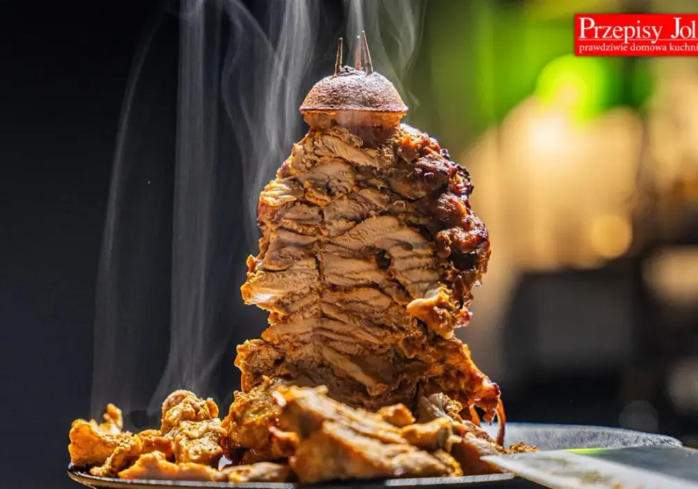Domowy kebab z piekarnika - Przepis na soczyste mięso!
