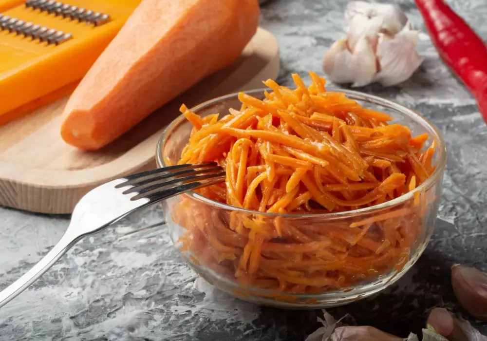 Surówka z marchewki jak z restauracji - przepis idealny!