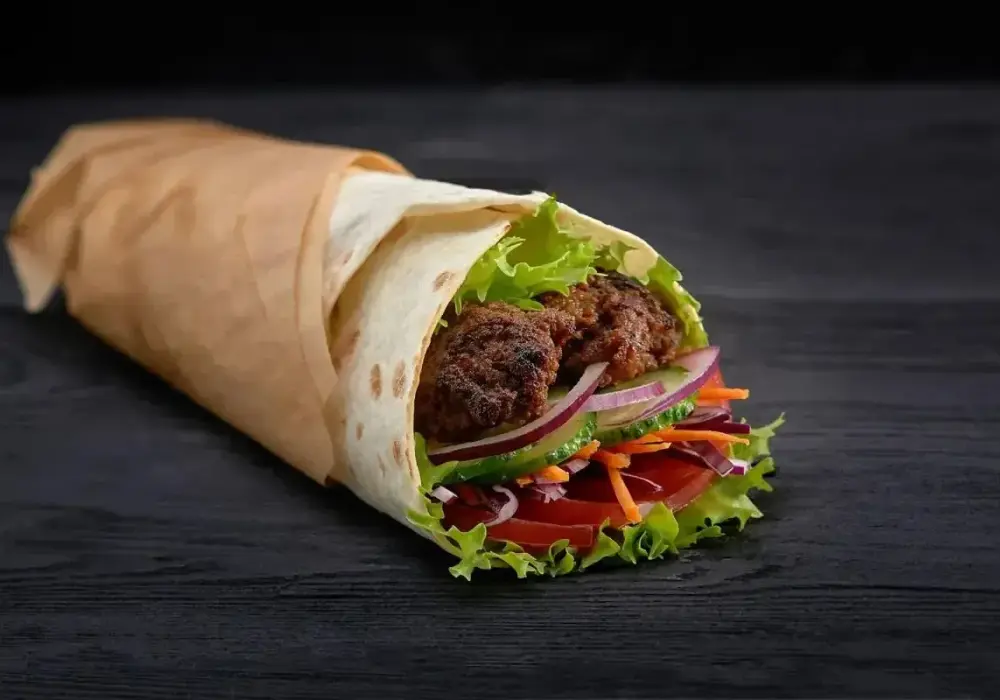 Kebab kcal - Ile kalorii ma kebab? Sprawdź i jedz mądrze!