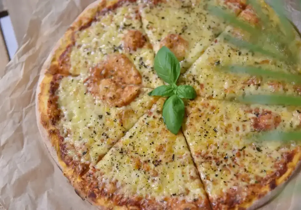 Jaki ser do pizzy wybrać - Jak uniknąć błędów i mokrego spodu?