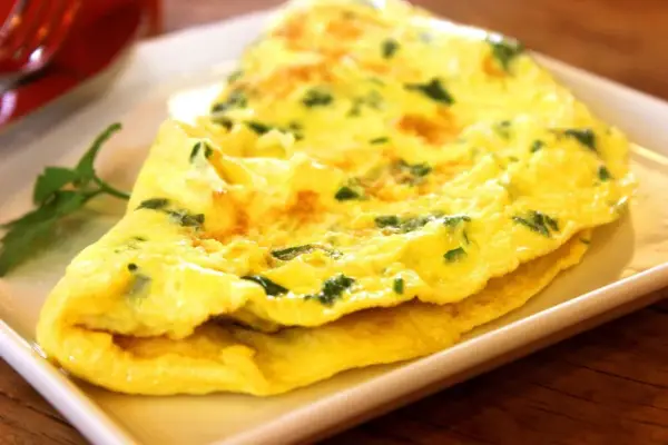 Puszysty omlet na słono - Jak go zrobić, żeby zawsze wyszedł?