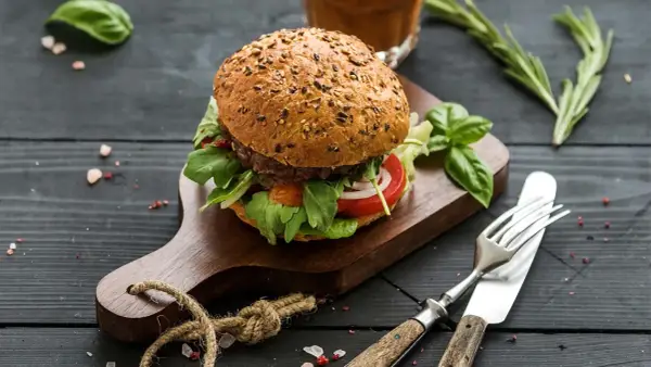 Idealne domowe burgery - przepis, który zawsze działa