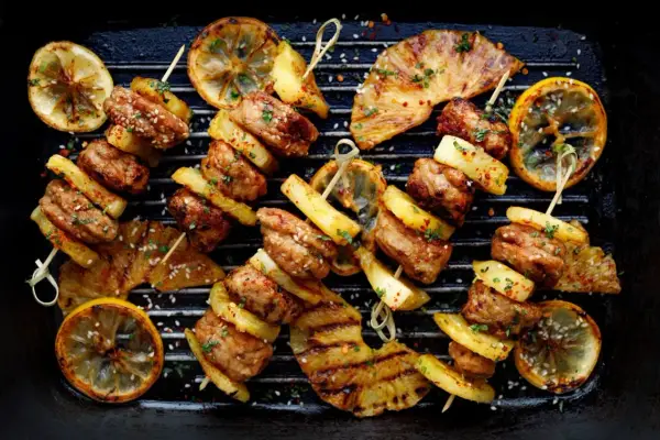 Marynata do szaszłyków z kurczaka - Sekret soczystości na grillu