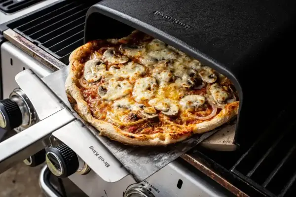 Temperatura pieczenia pizzy w domu - Jak uzyskać idealny spód?